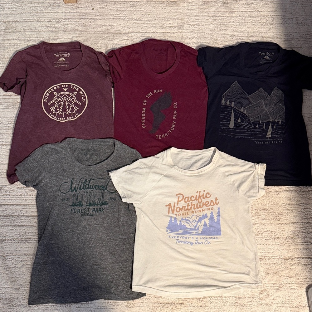 Women's Territory Run Co Graphic Tees (set of 5)